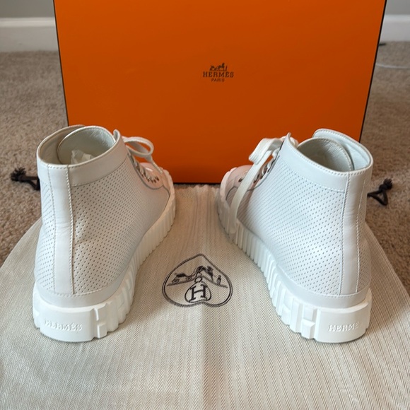 Hermès - Picture 9 of 17